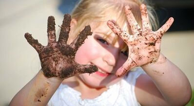 How to remove worms in a child